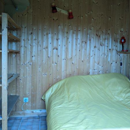 Au Petit Chalet D'Illiers Combray - Salle D'Eau Uniquement Dış mekan fotoğraf