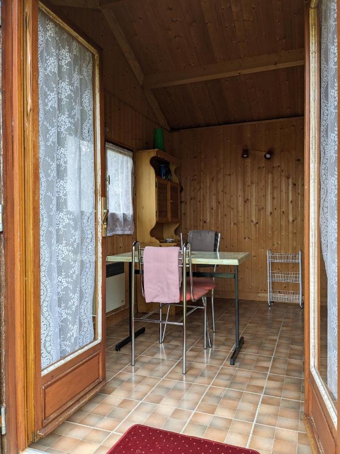Au Petit Chalet D'Illiers Combray - Salle D'Eau Uniquement Dış mekan fotoğraf